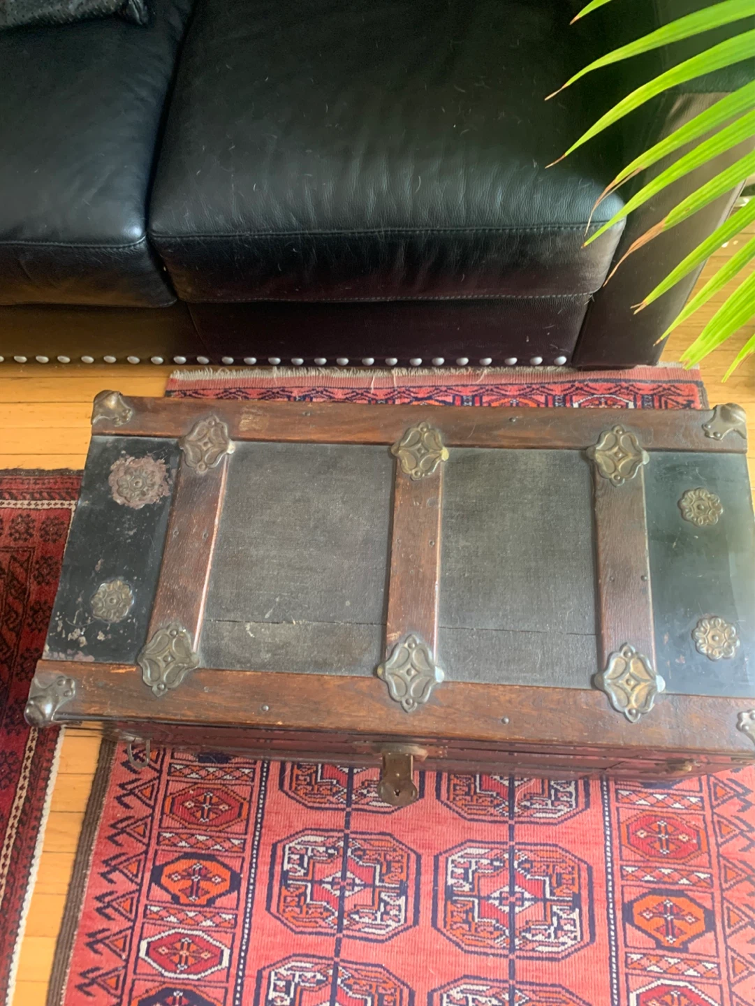 Vintage Steamer Trunk - photo 2