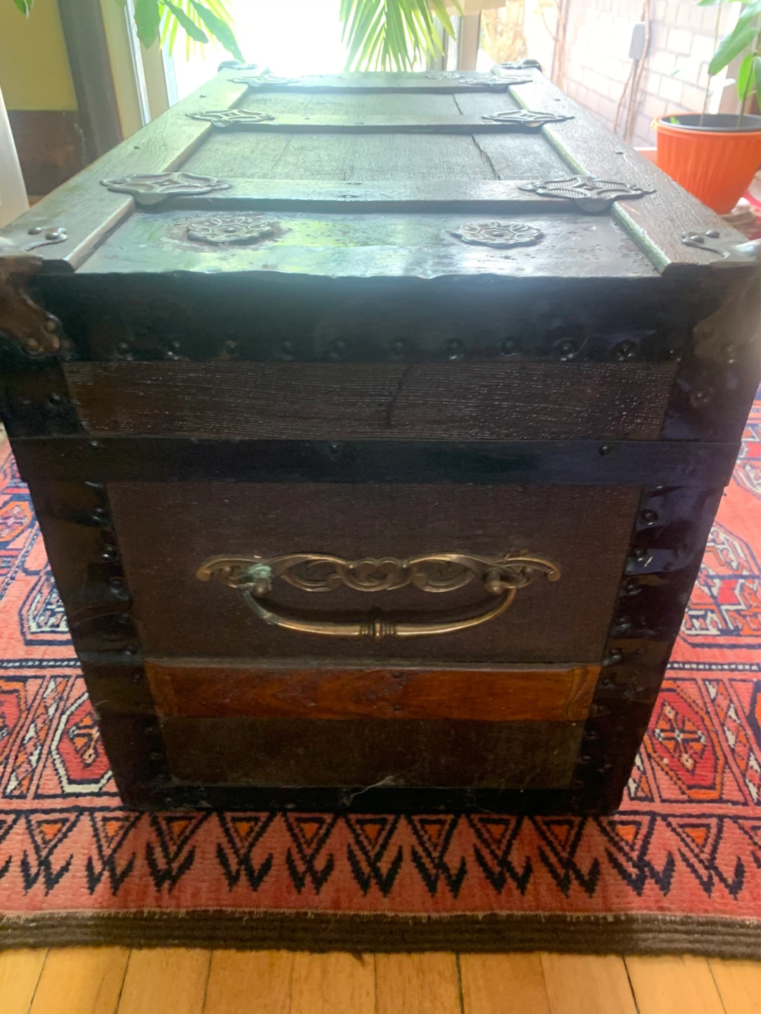 Vintage Steamer Trunk - photo 4