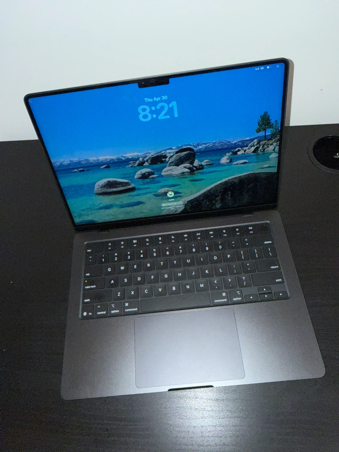 Apple MacBook Pro Laptop - photo 2