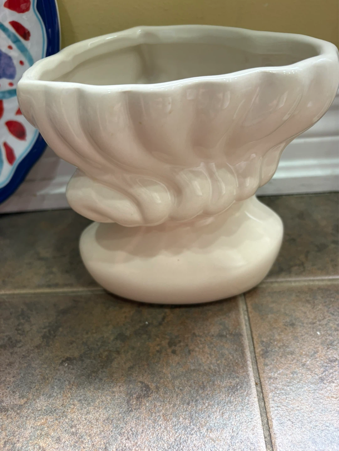 H&M White Ceramic Face Planter - photo 3