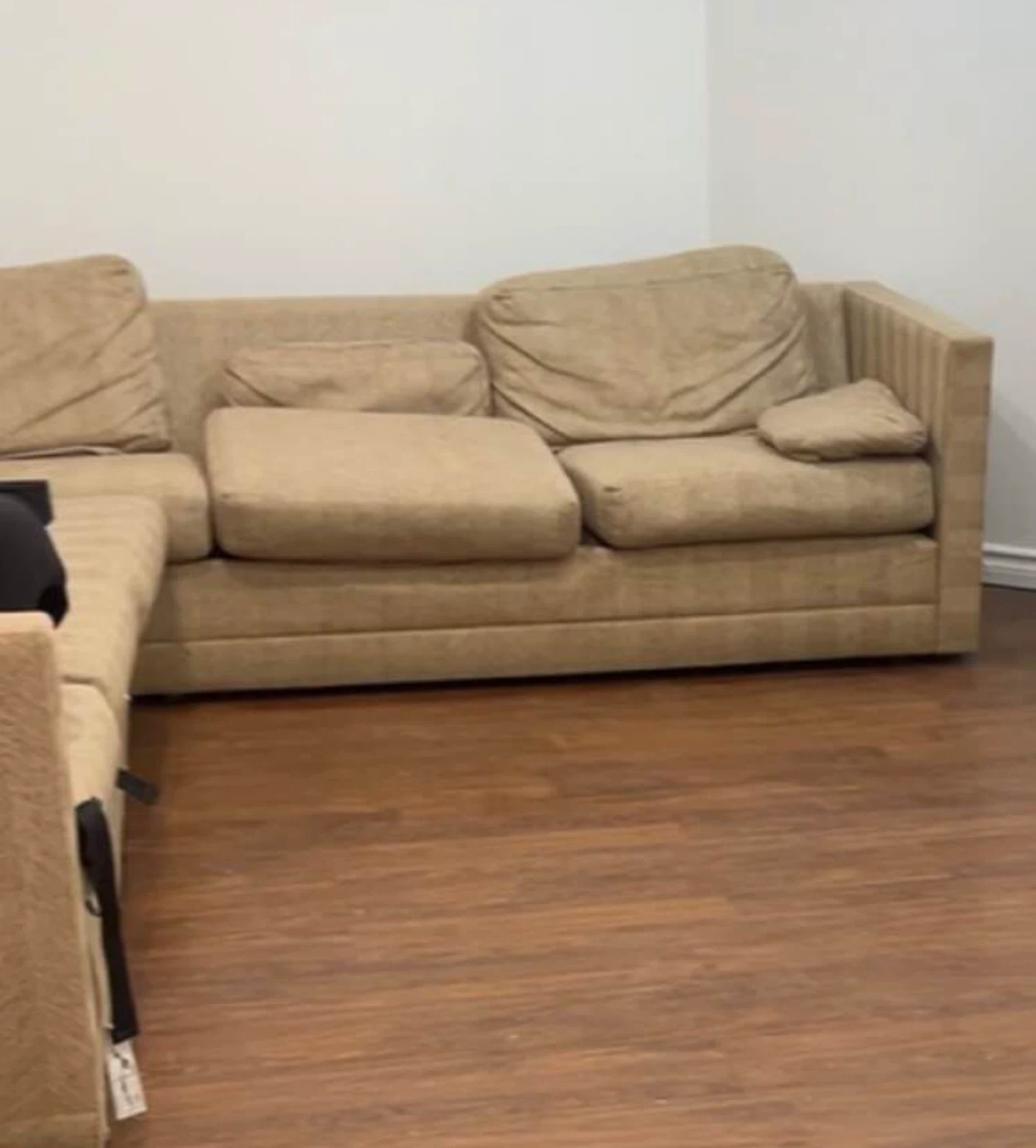 🌱 2 x 3 seater L shaped sofas - photo 3