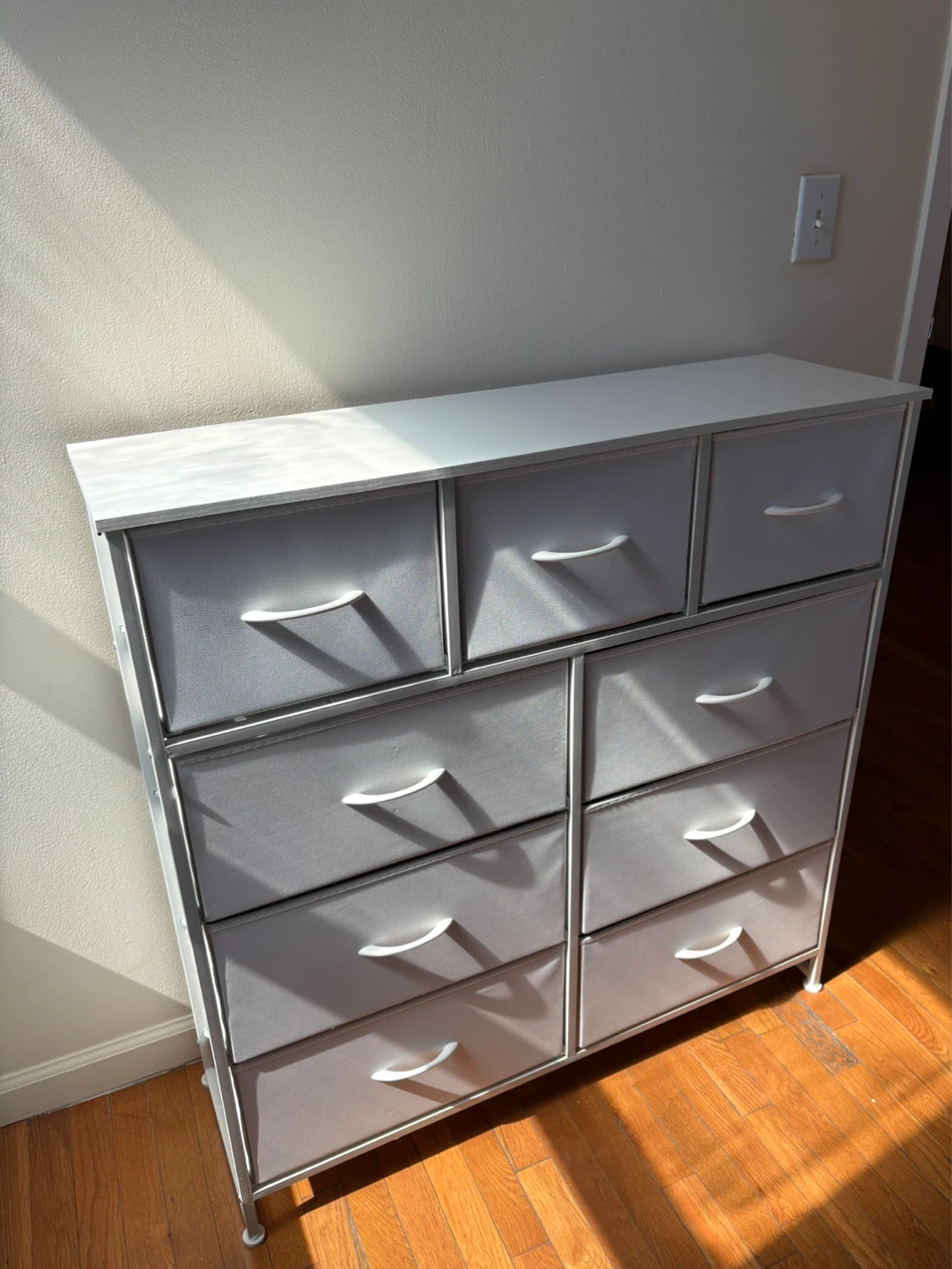 9 Drawer Dresser - white - photo 2
