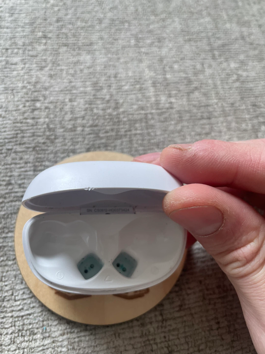 JBL Tune Wireless Earbud Charging Case - photo 5