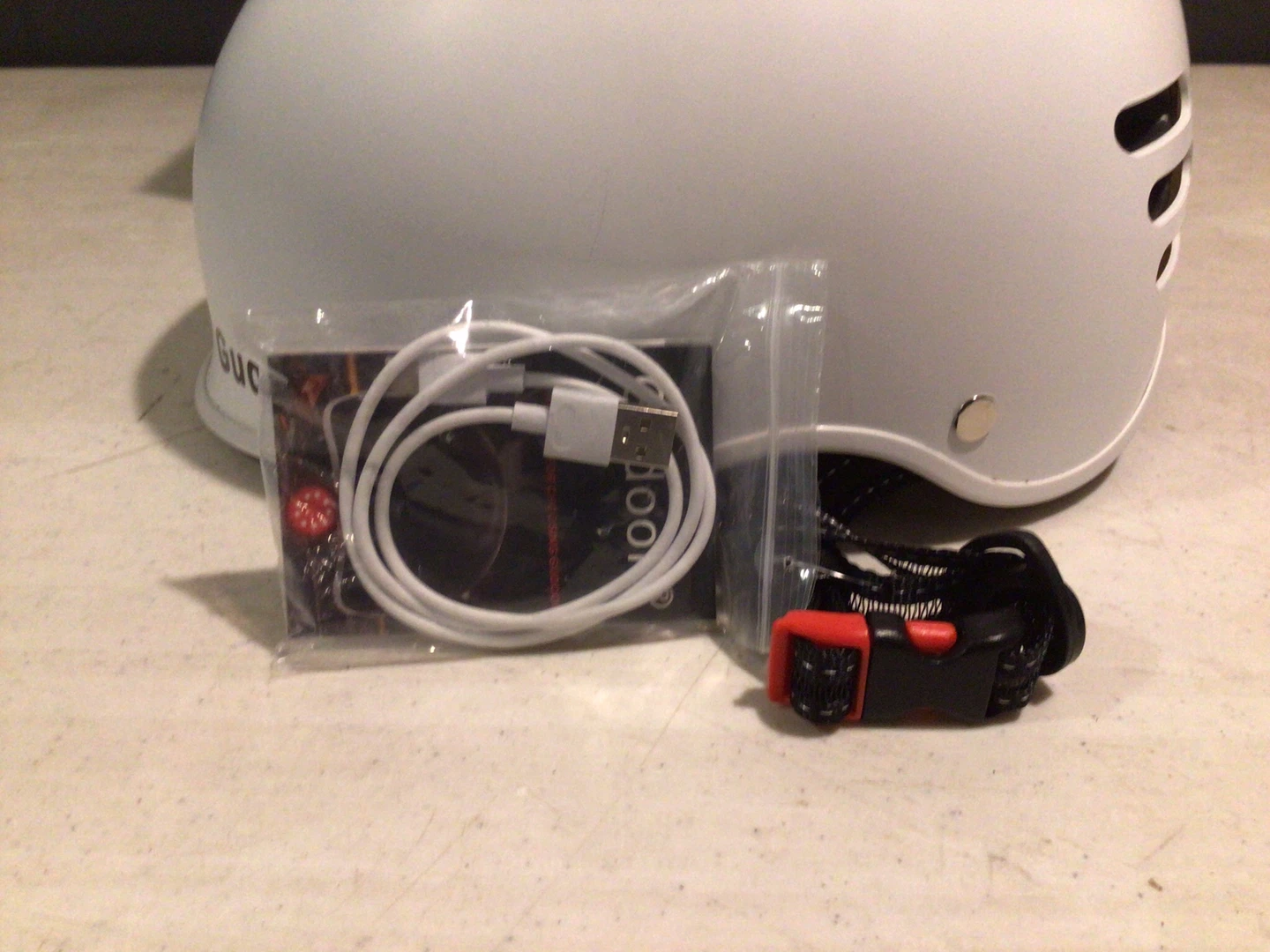 Adult bike helmet with light - photo 4