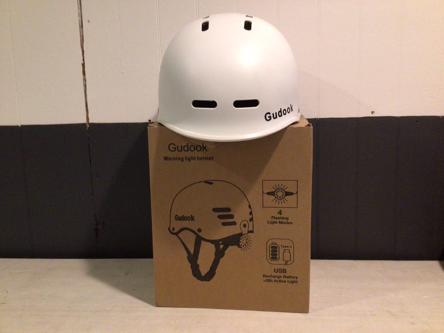 Adult bike helmet with light - photo 2