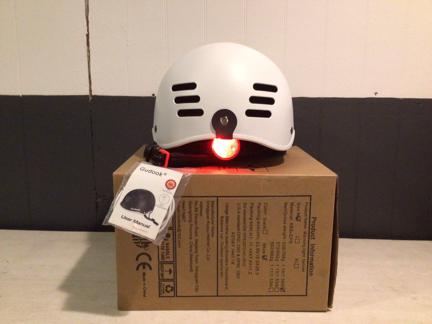 Adult bike helmet with light - photo 5