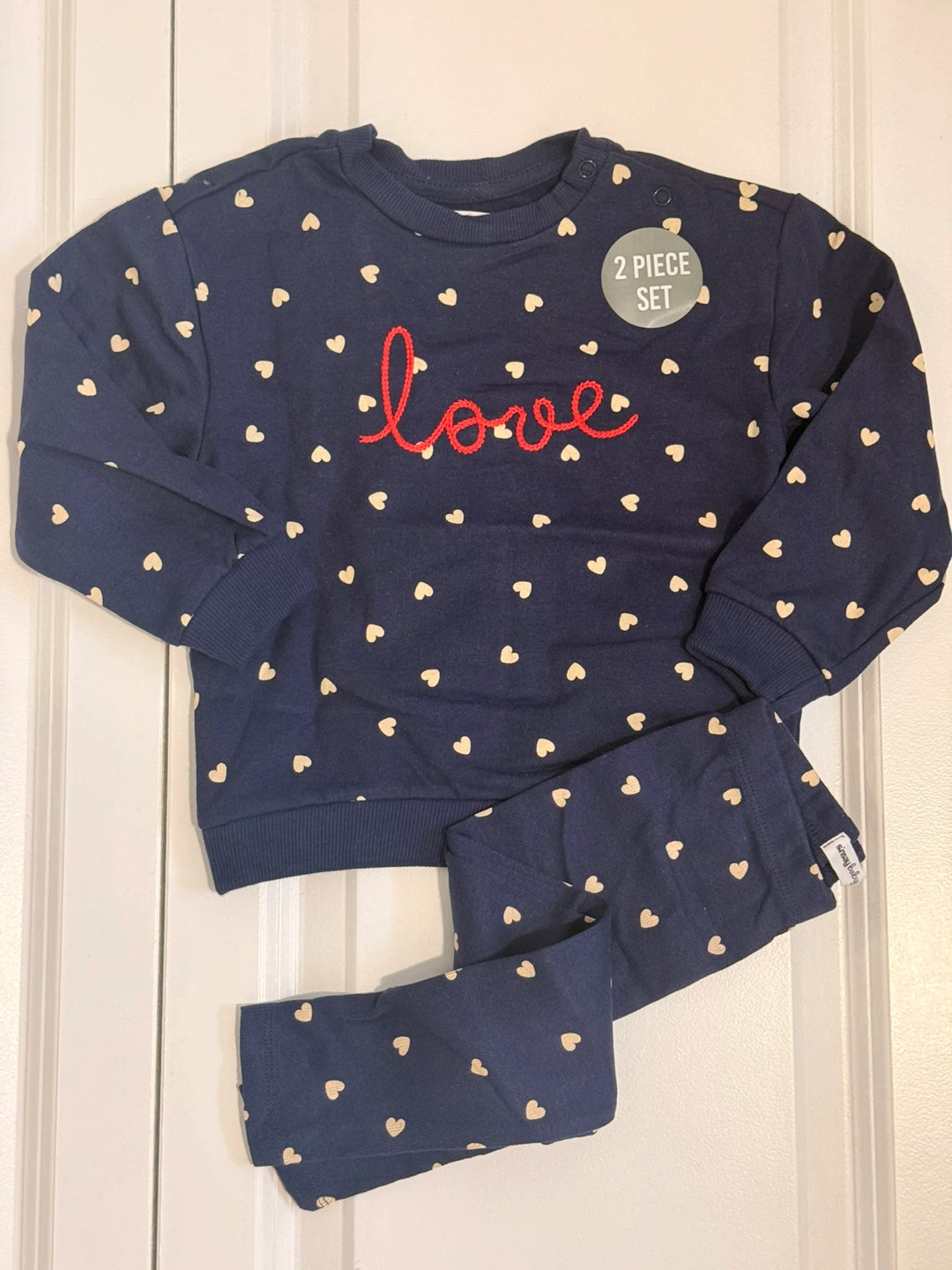 Baby Girl's 2-Piece "Love" Heart Sweatshirt and Leggings Set - photo 2