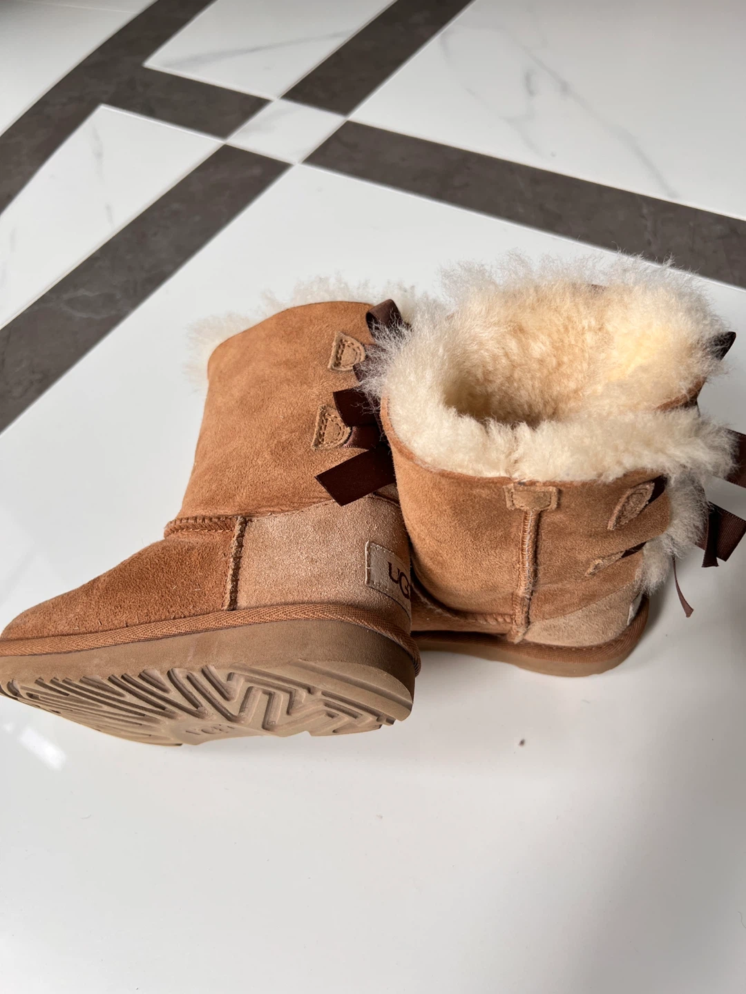 UGG Bailey Bow II Boots - Toddler Size 11 - photo 5