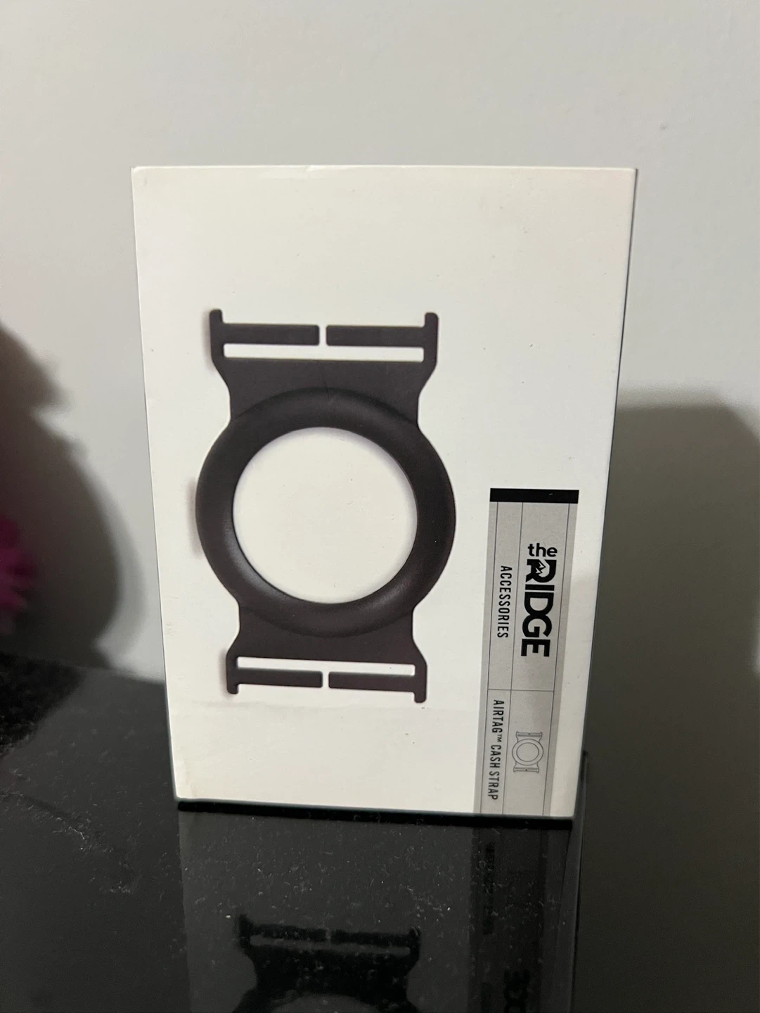 The Ridge AirTag Cash Strap