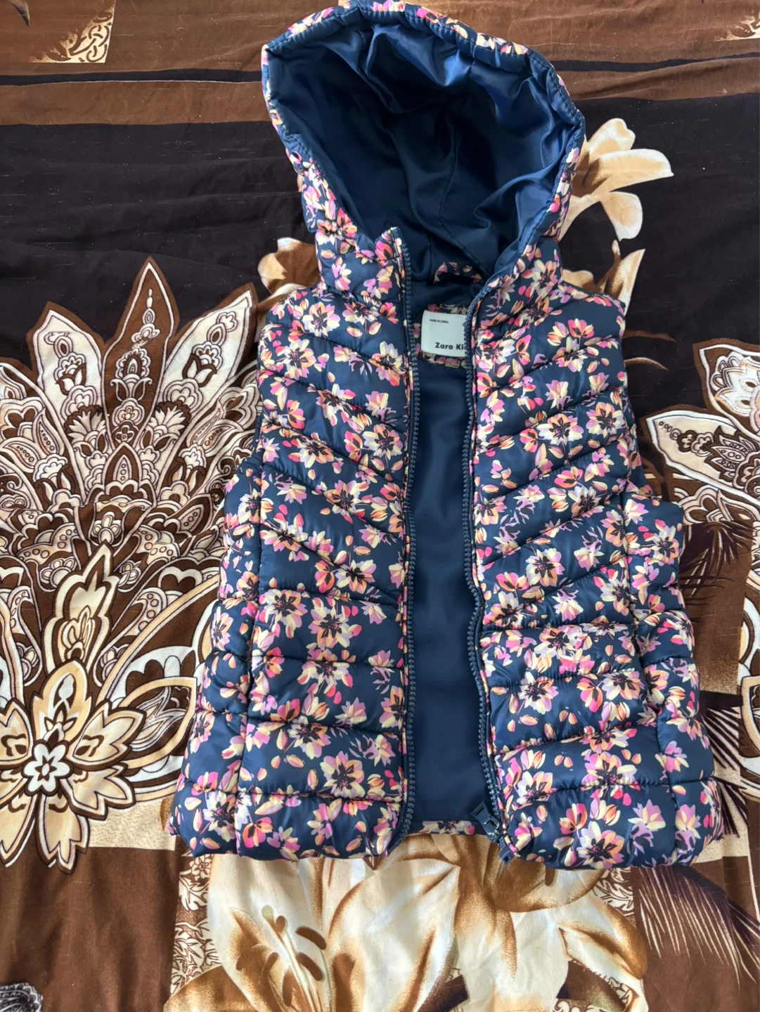 Zara Kids Puffer Vest Floral Print Size 6/7