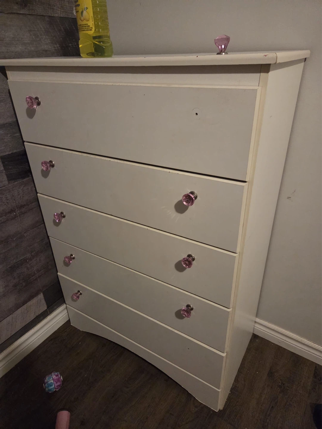 White 5-Drawer Dresser with Pink Crystal Knobs - photo 2