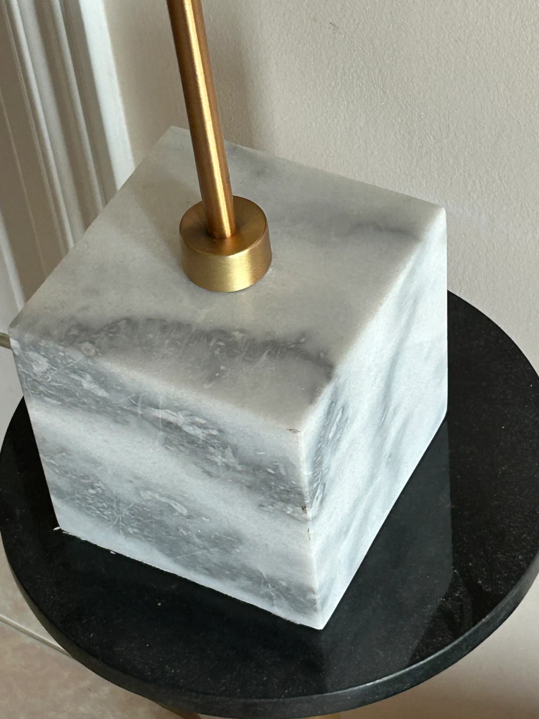 Brass Arc tall  Lamp with Marble Base - photo 3