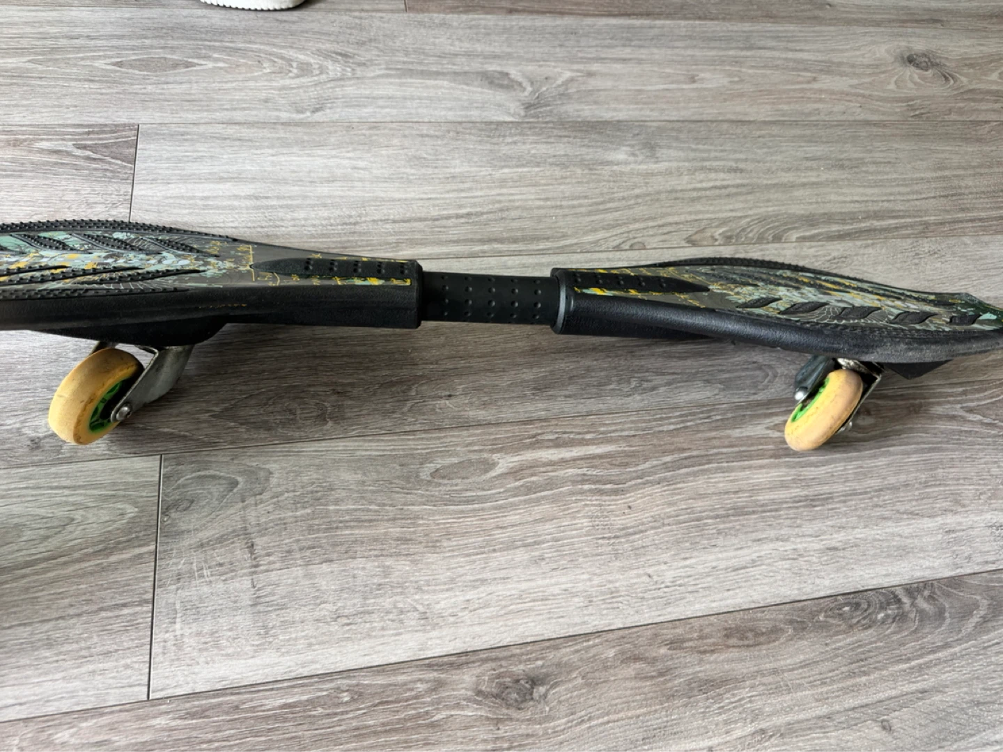 Razor RipStip Caster Board Skateboard