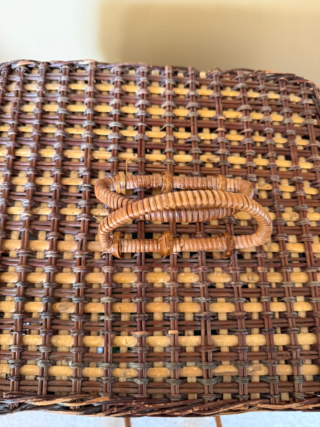 Wicker Picnic Basket with Assorted Picnicware - photo 3