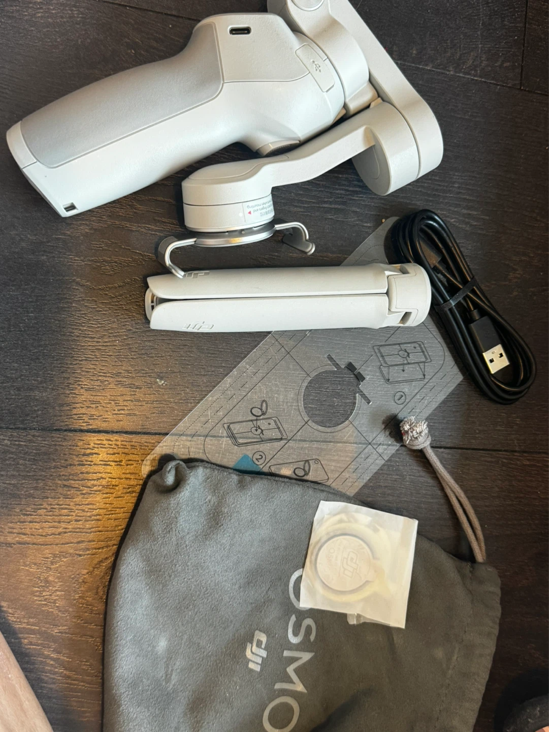 DJI Osmo Mobile Gimbal Stabilizer (mobile 4)
