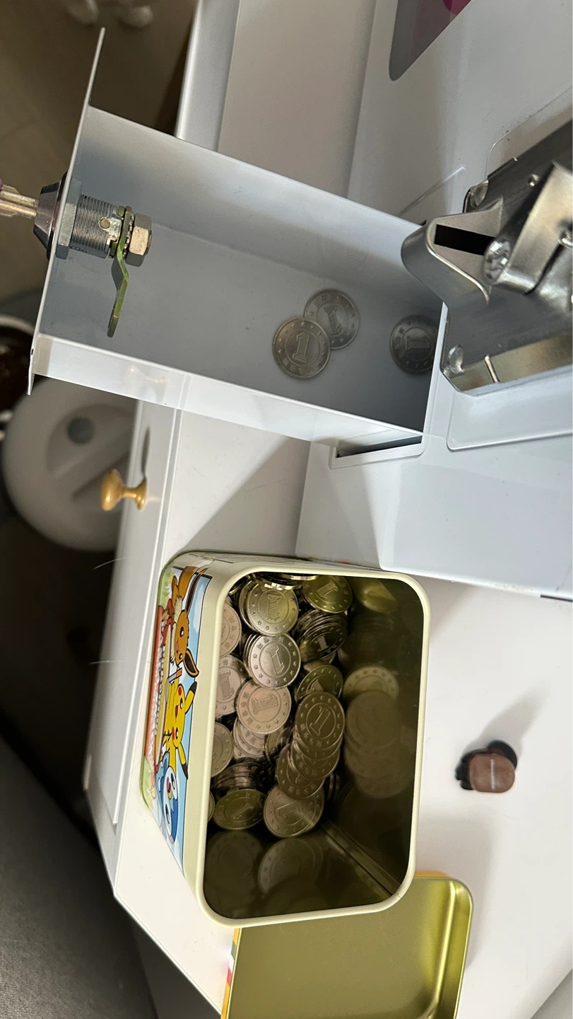 Commercial Prize Claw Machine - for Sale! - photo 3