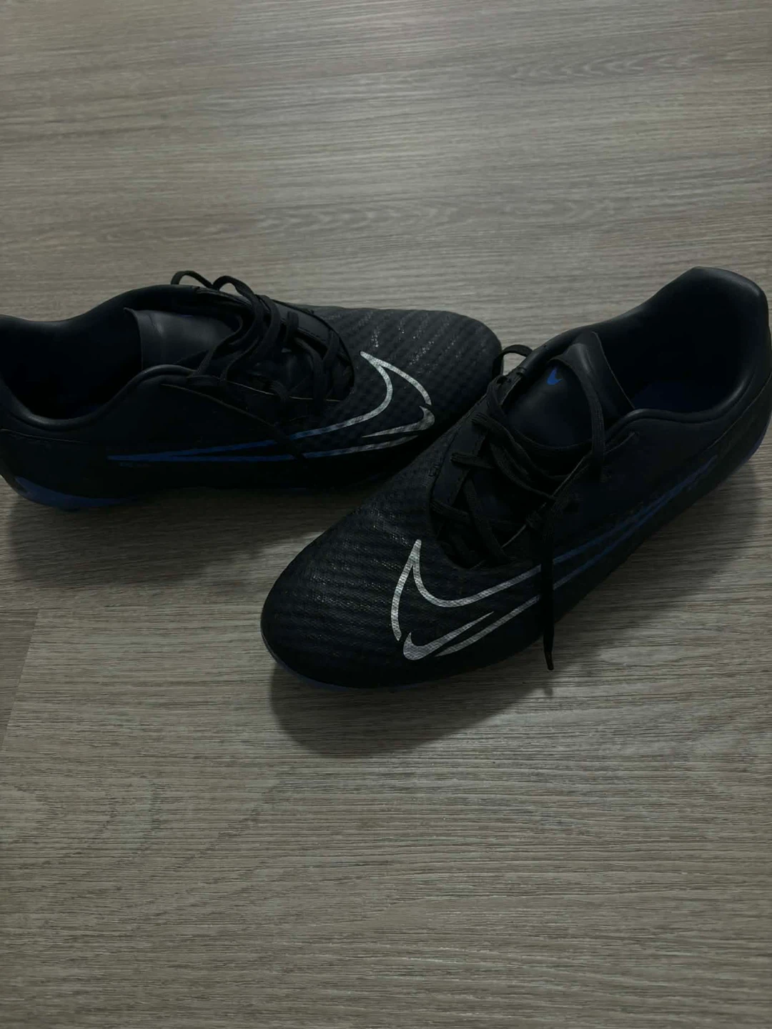 Nike Phantom GT2 Club TF Soccer Cleats Black/Silver