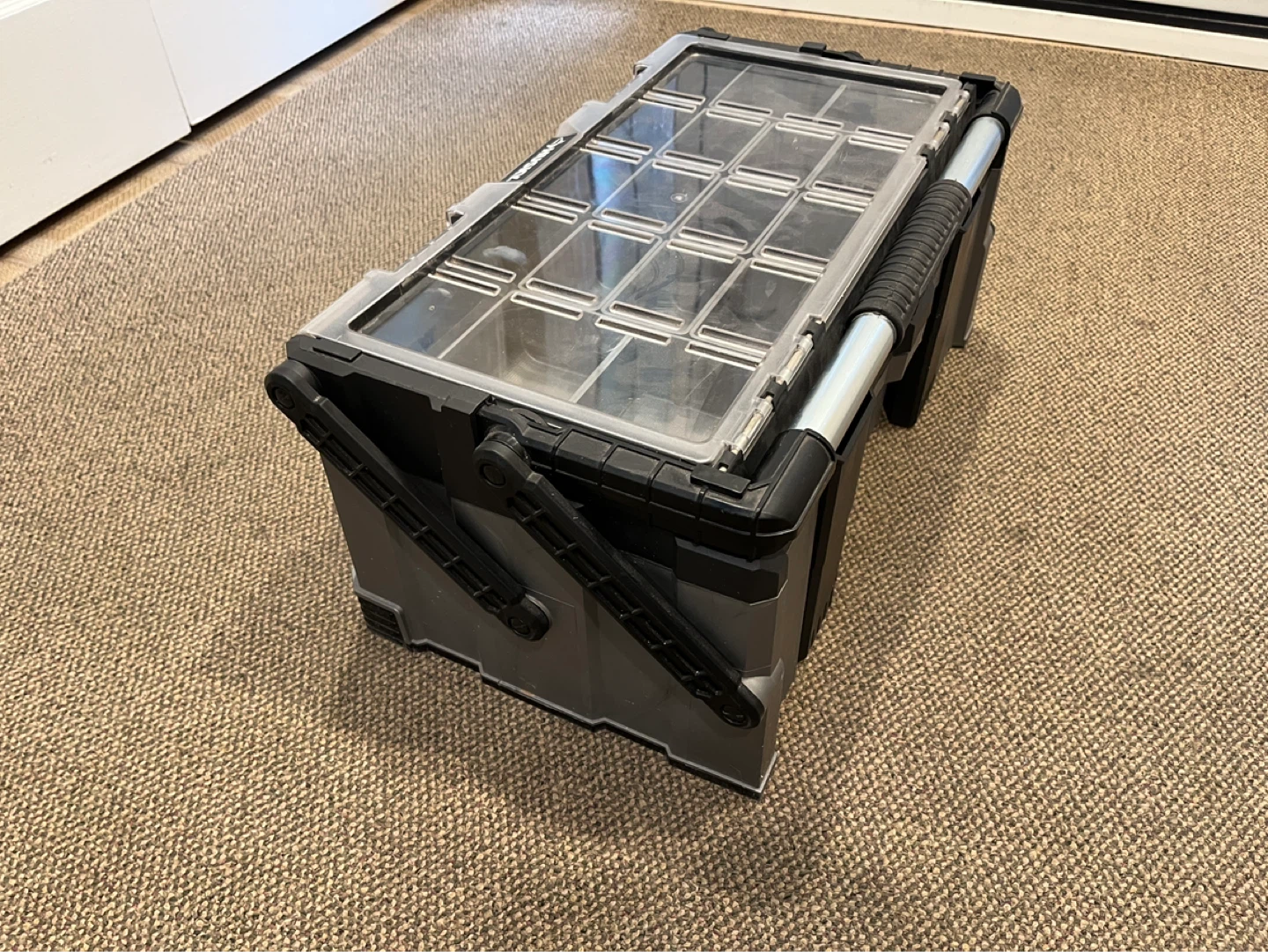 Husky cantilever tool box with storage - photo 2