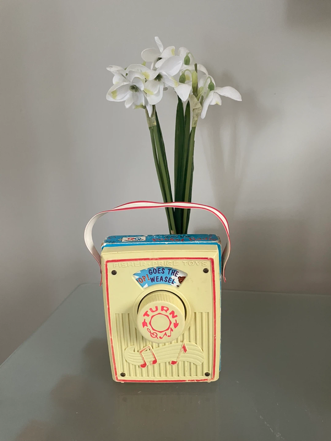 Fisher-Price TOYS GOES THE WEASEL