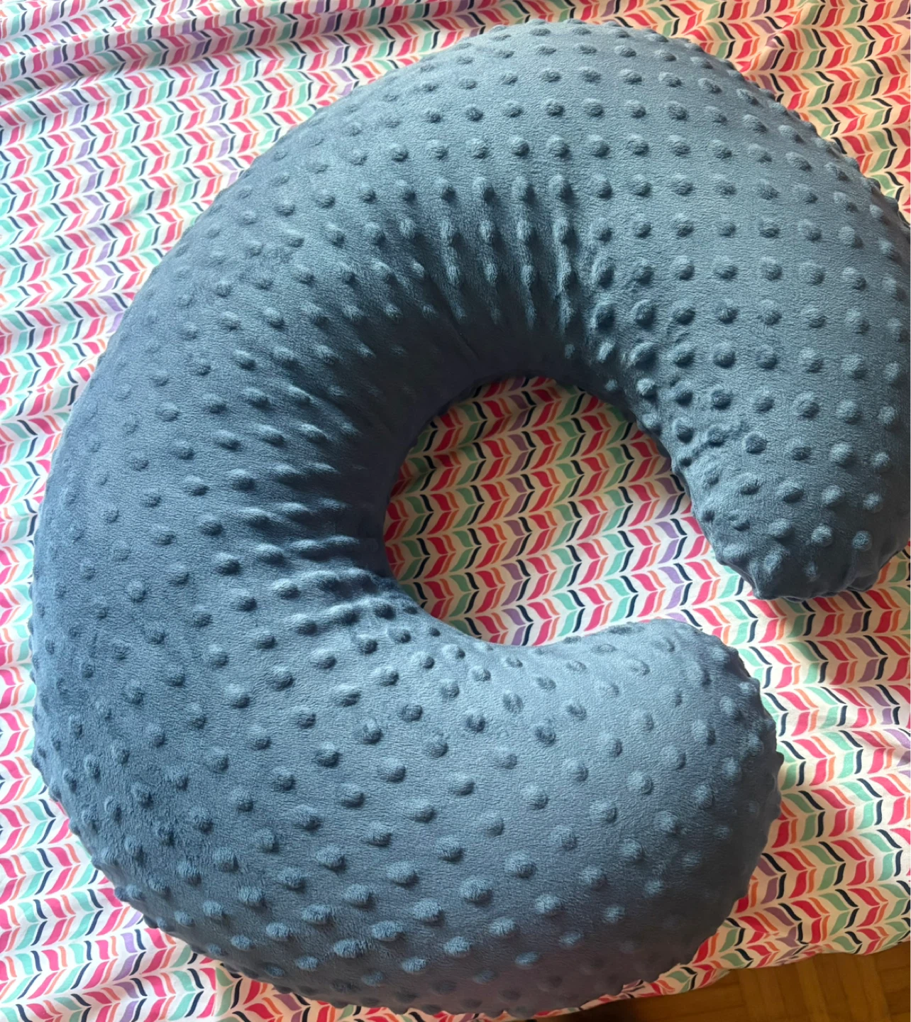 Nursing Pillow - photo 2