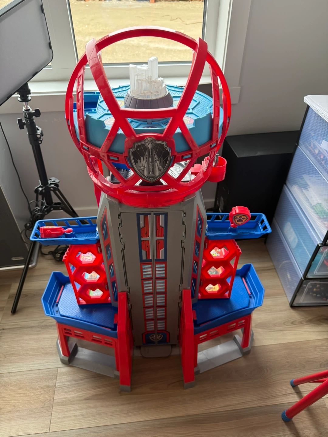 Paw Patrol Lookout Tower Playset lights and sounds