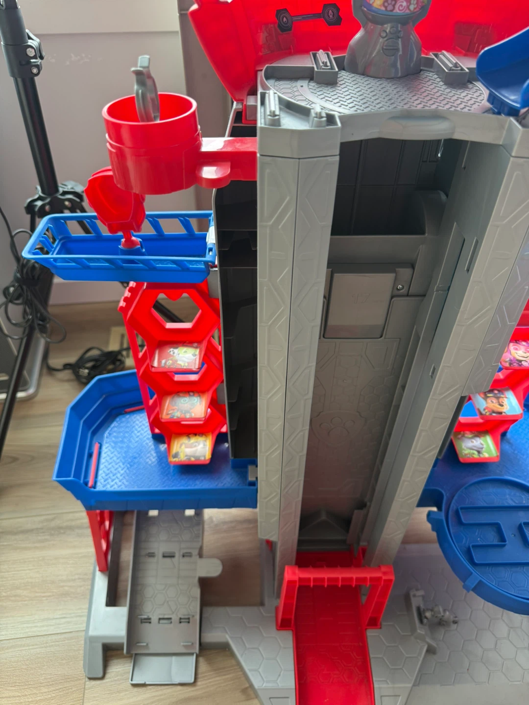 Paw Patrol Lookout Tower Playset lights and sounds - photo 5