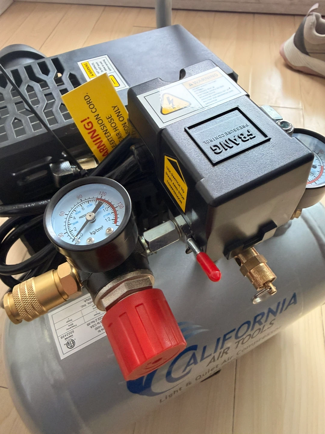 Quiet Air Compressor 1.0 HP 1 Gallon - photo 2