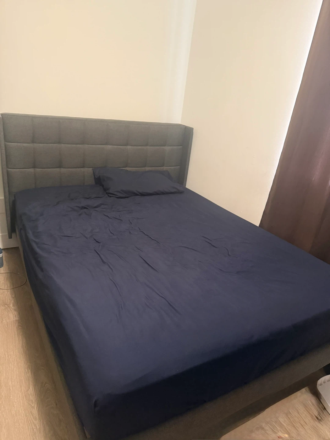 Grey Upholstered Queen Bed Frame with Tufted Headboard