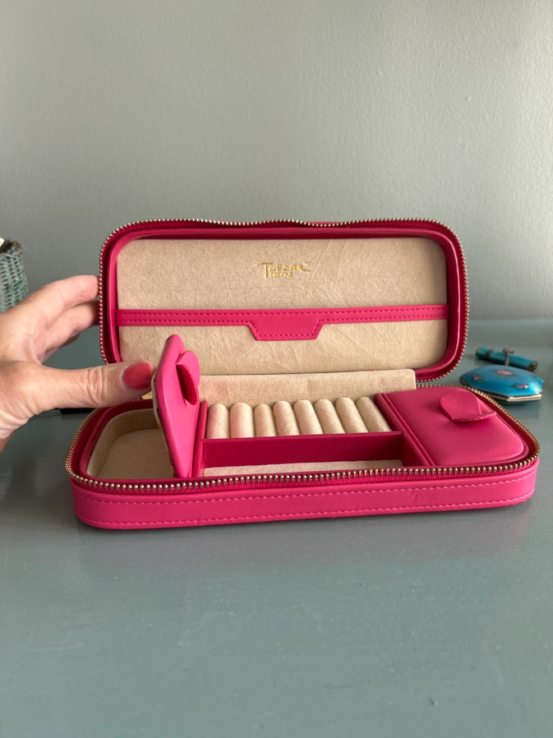 Italian leather Travel Jewelry Case tags still on - photo 4