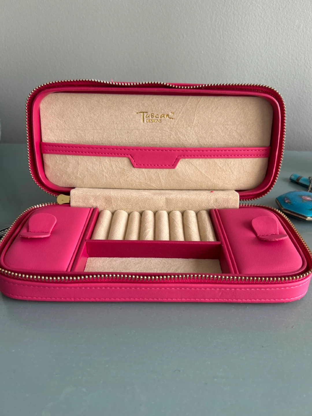 Italian leather Travel Jewelry Case tags still on - photo 2