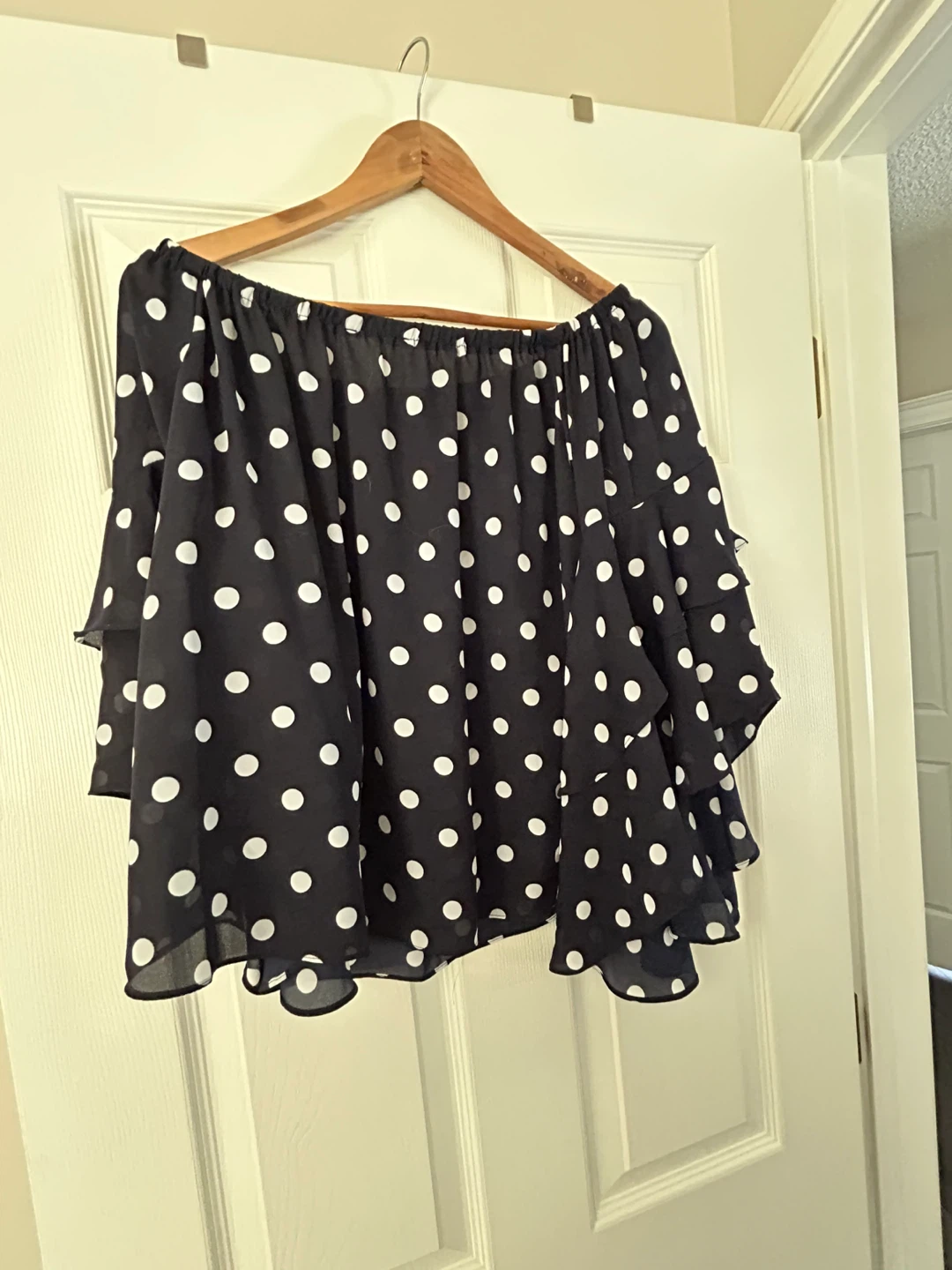 Navy s/m and White Polka Dot Off-the-Shoulder Blouse - photo 4