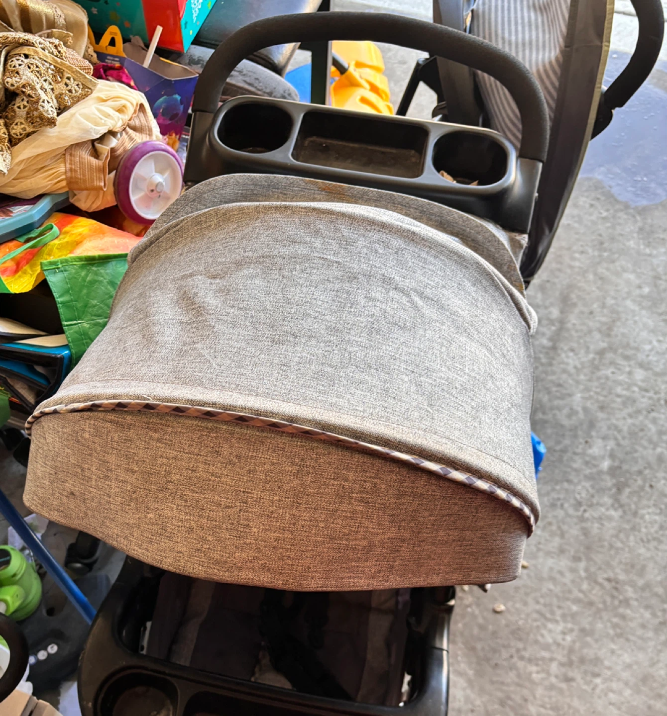 Grey Stroller with Tray - photo 3