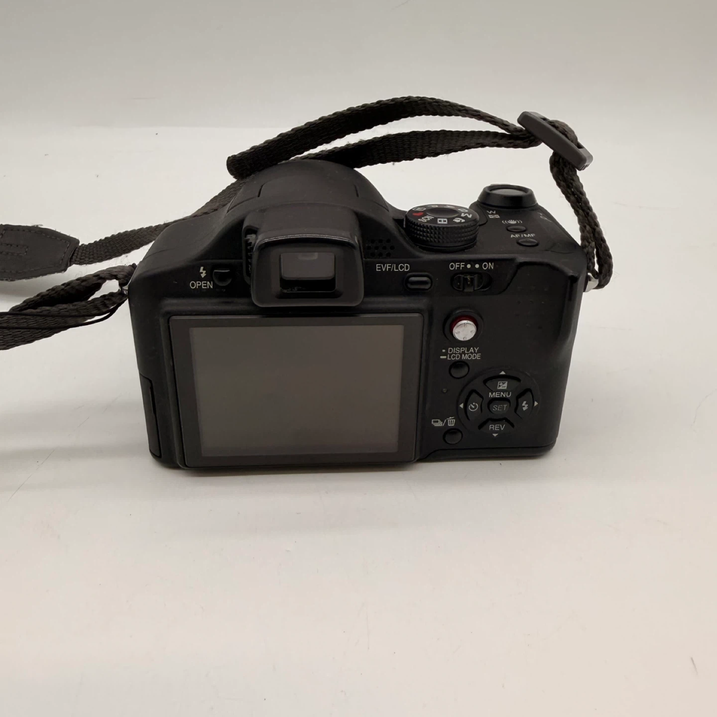 Panasonic Lumix DMC-FZ7 Digital Camera with Accessories - photo 5