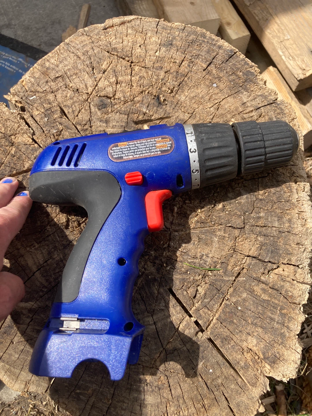 Cordless power drill - photo 2