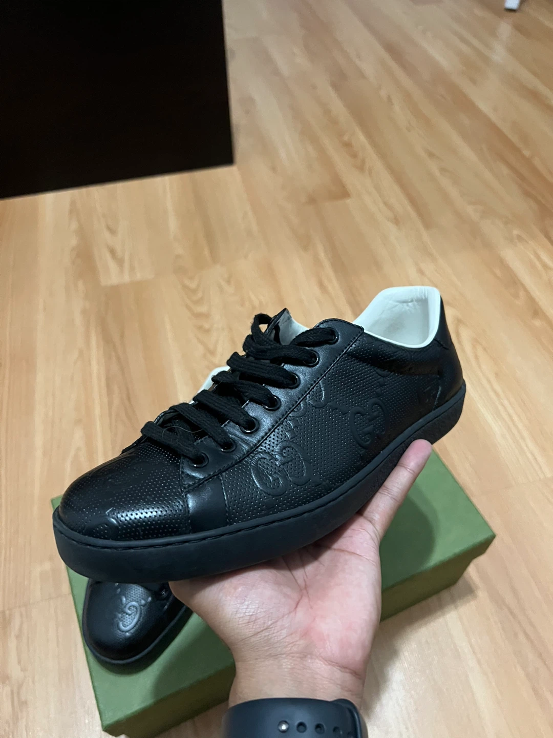 Gucci Black Leather Sneakers - photo 4