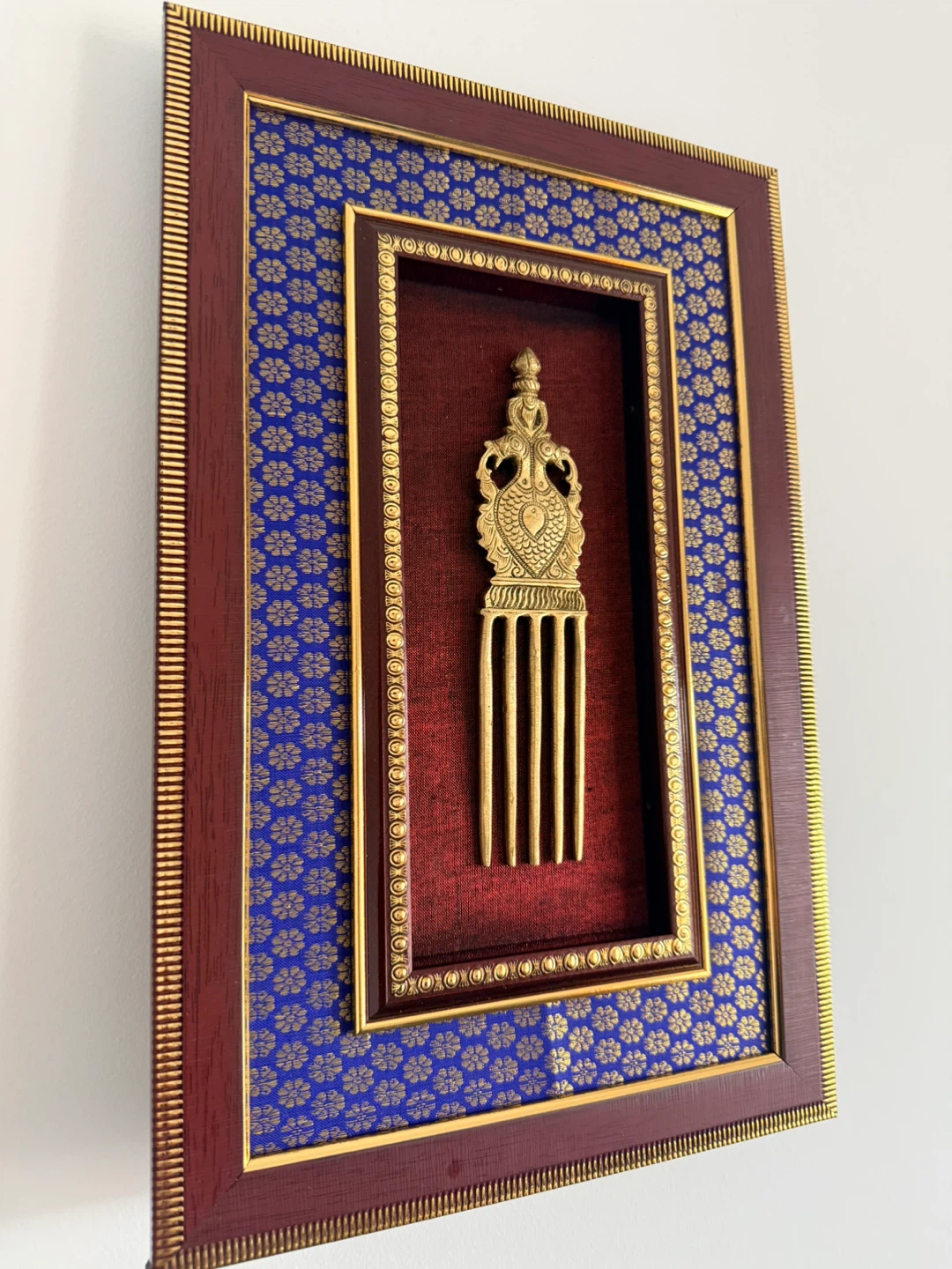 Decorative Framed Gold Comb
