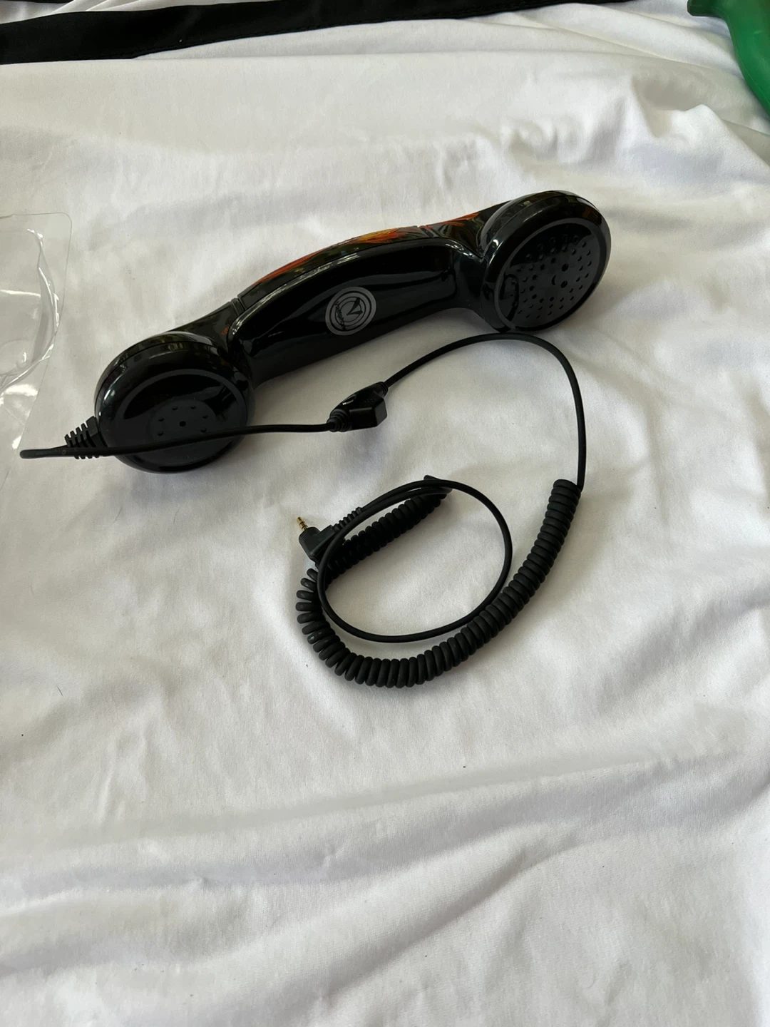 Vintage Phone Handset for Cell Phones - photo 2