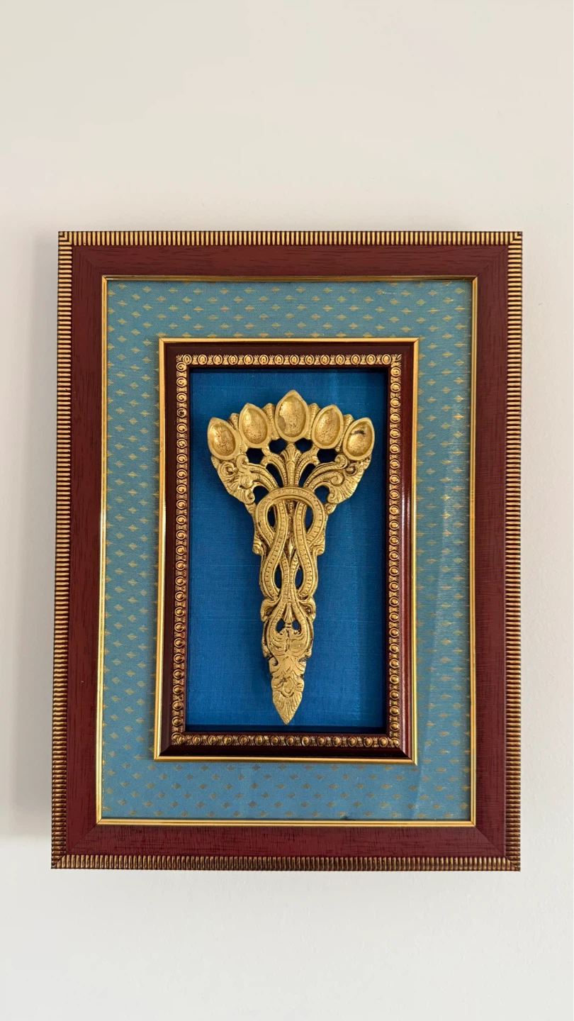 Framed Antique Brass Spoon Rack - photo 2