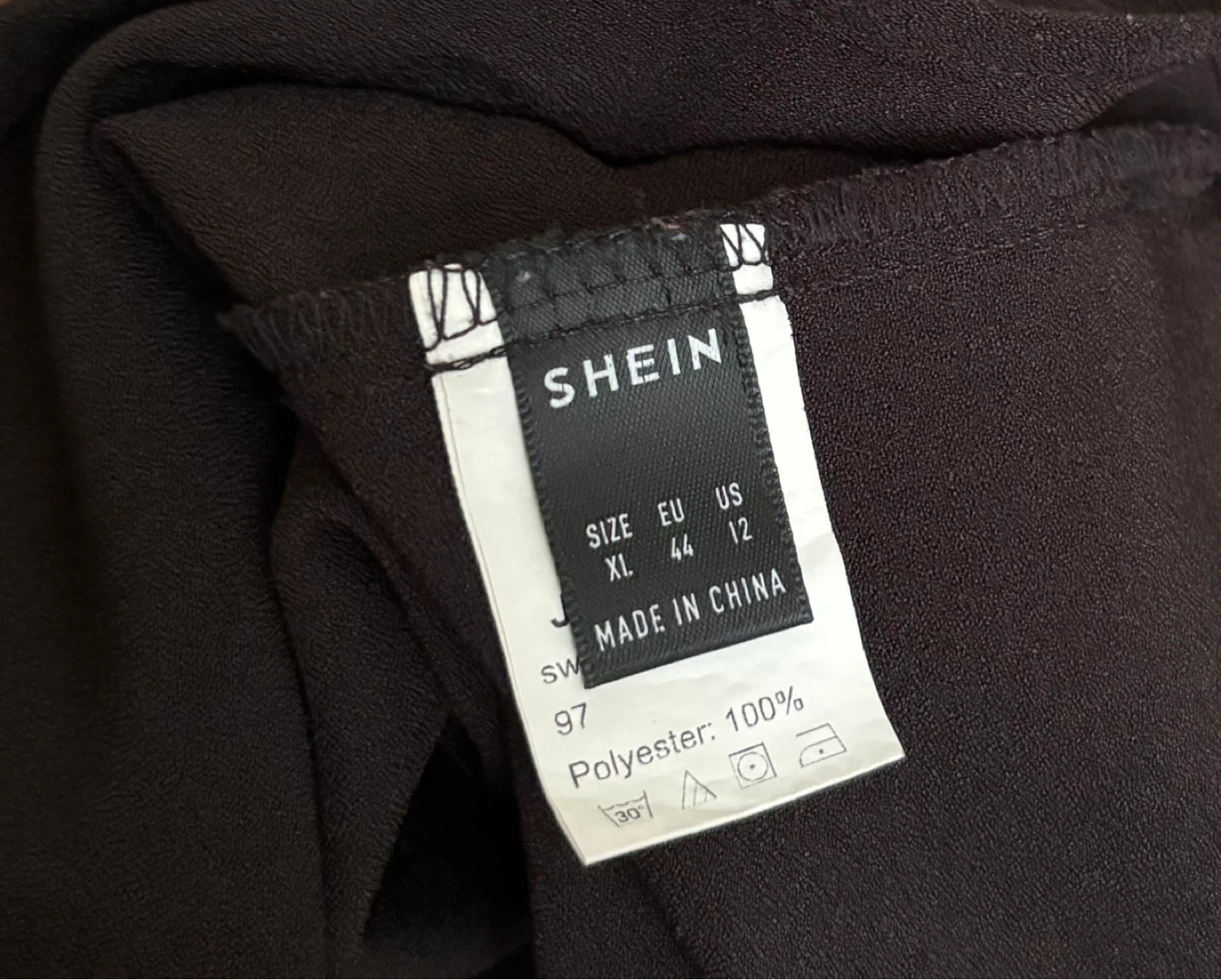 SHEIN Black Scalloped Button-front Cami Top XL - photo 3