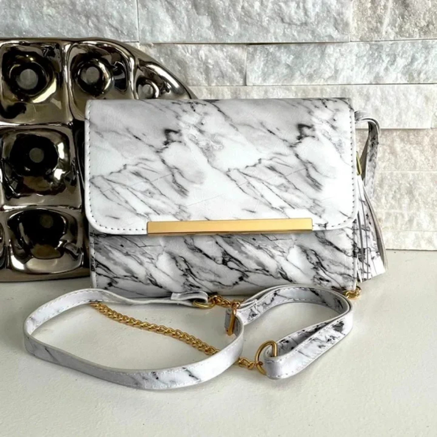 White Marble Clutch/Crossbody Bag (ARDENE)