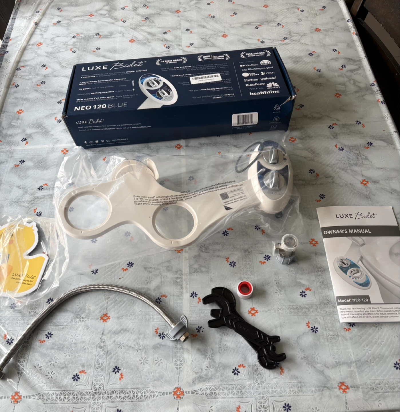 Luxe Bidet NEO 120 Blue – Brand New