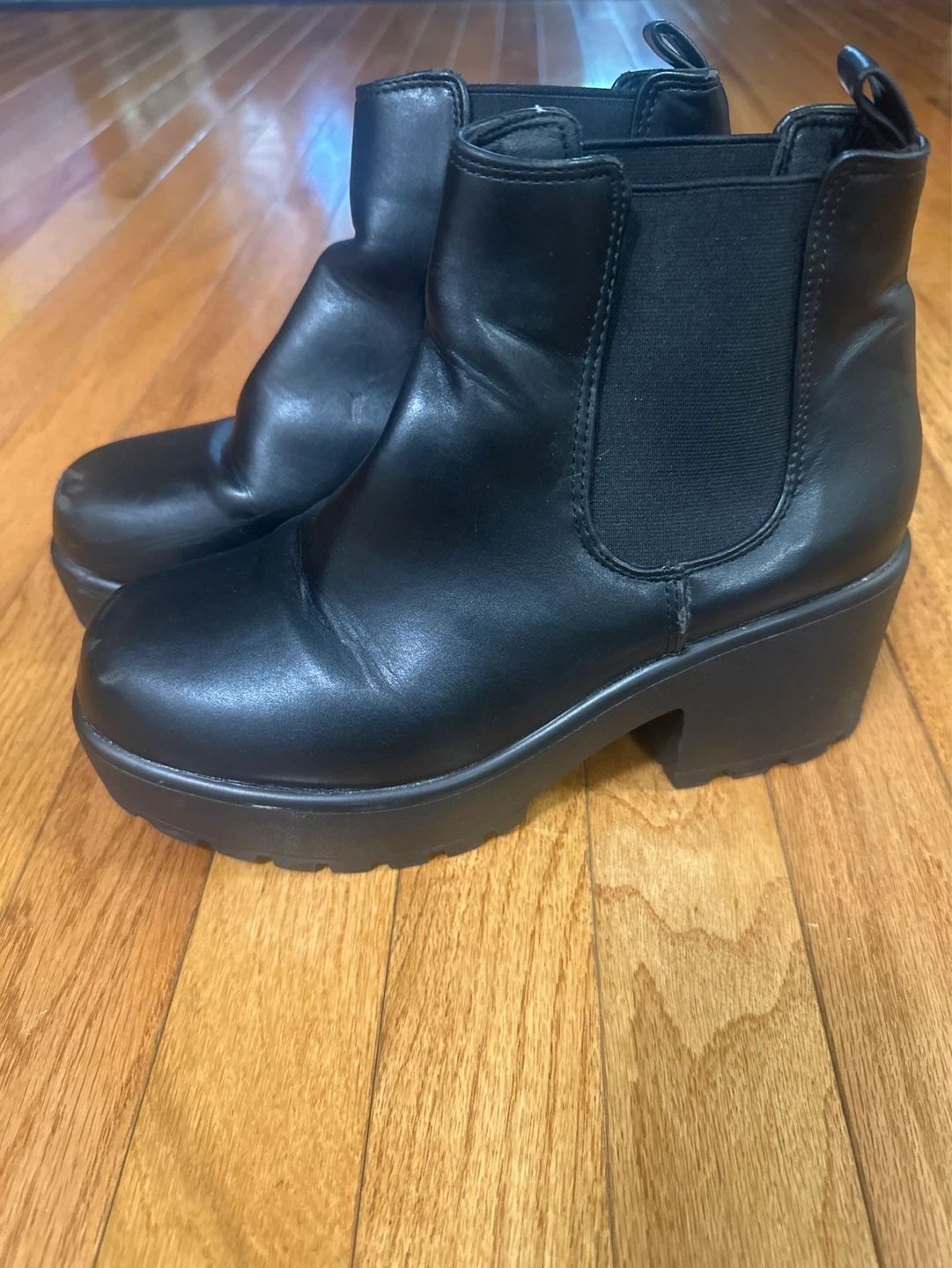 Black Platform Chelsea Boots - photo 2