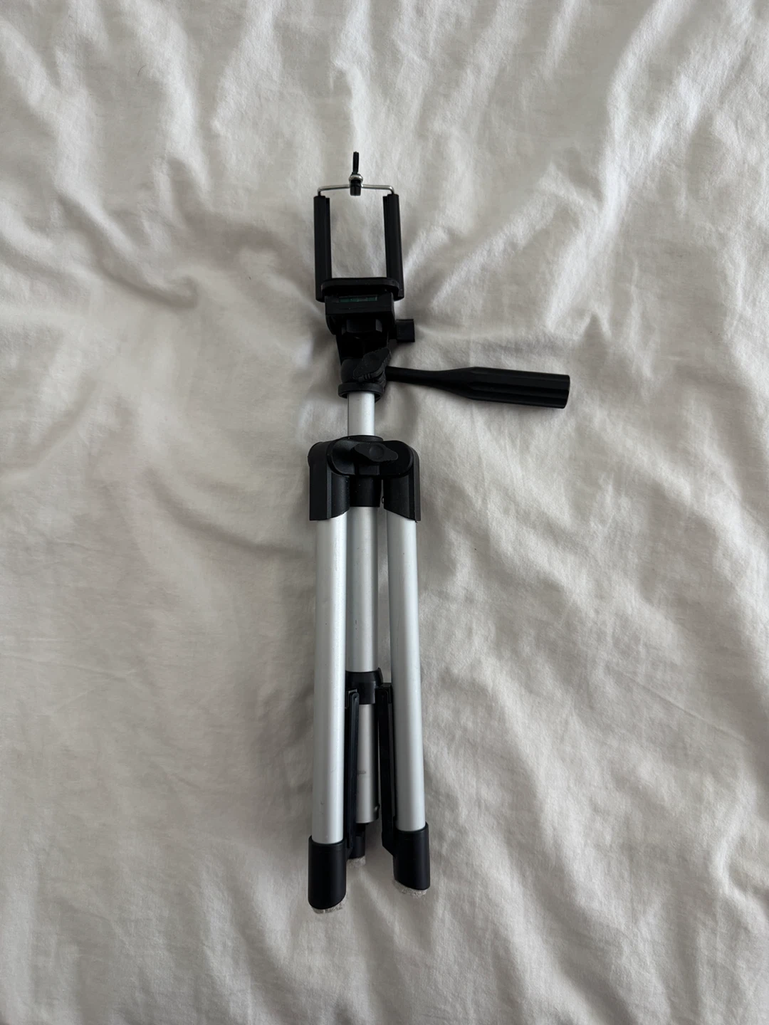 Small table-top tripod - photo 2