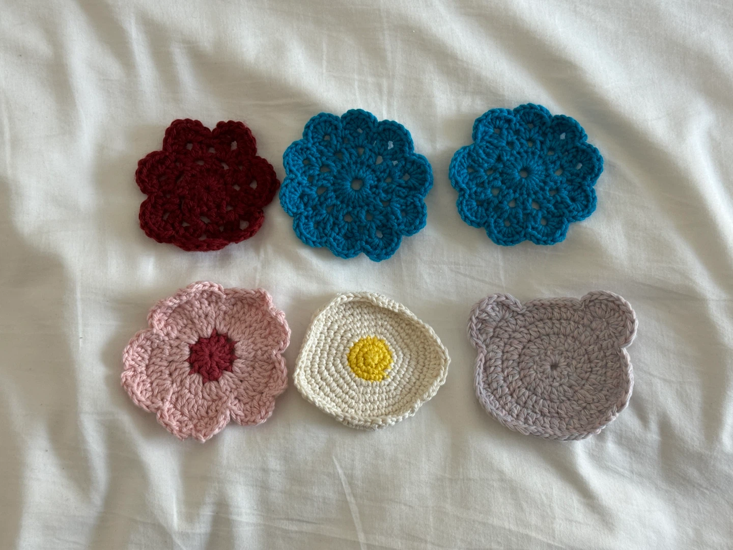 Pack of 6 hand-crochet coasters