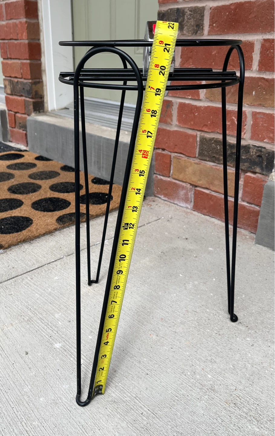 Black Metal Plant Stand with Watering Can - photo 4