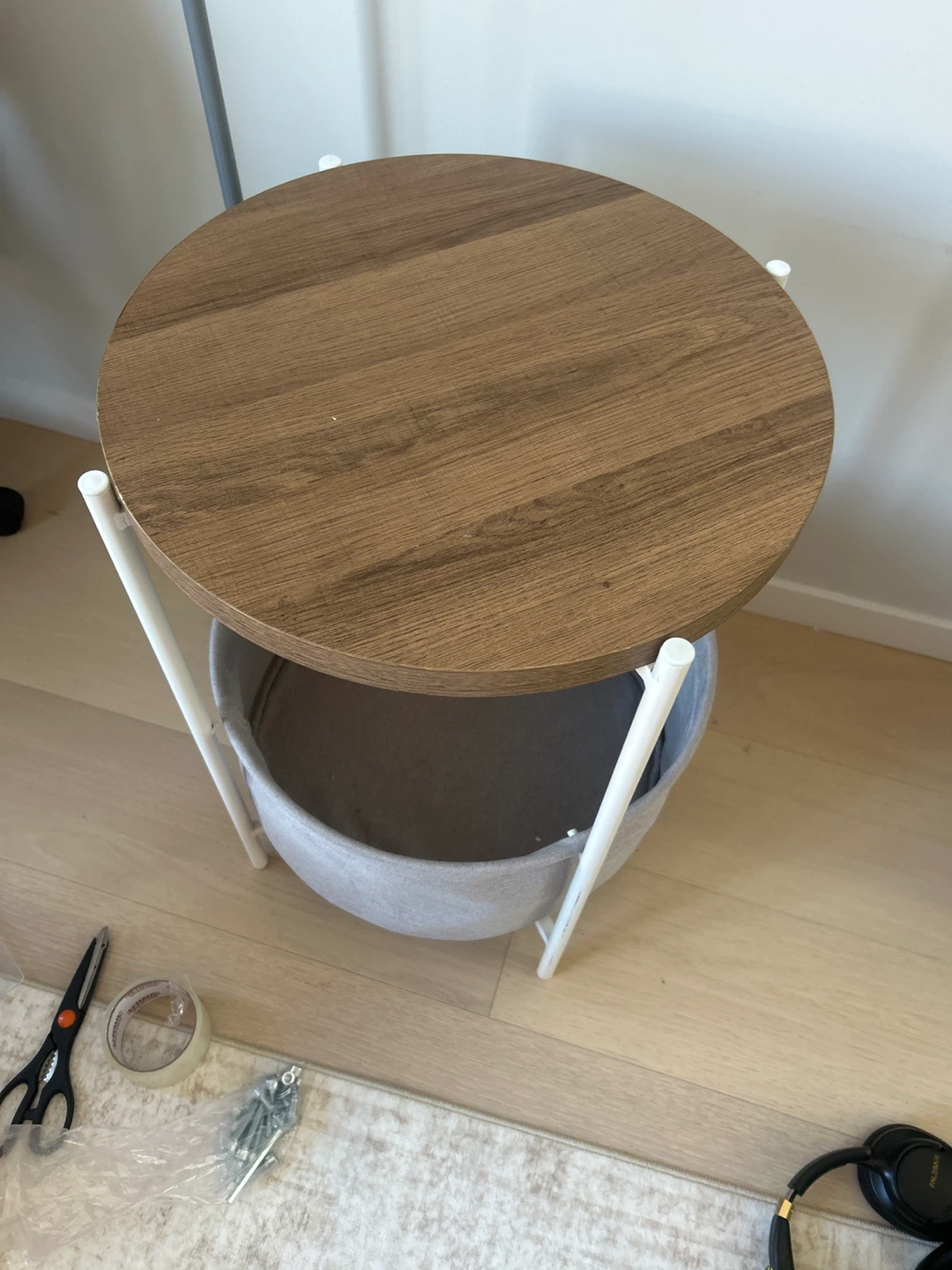 Round Side Table with Storage Basket - photo 2