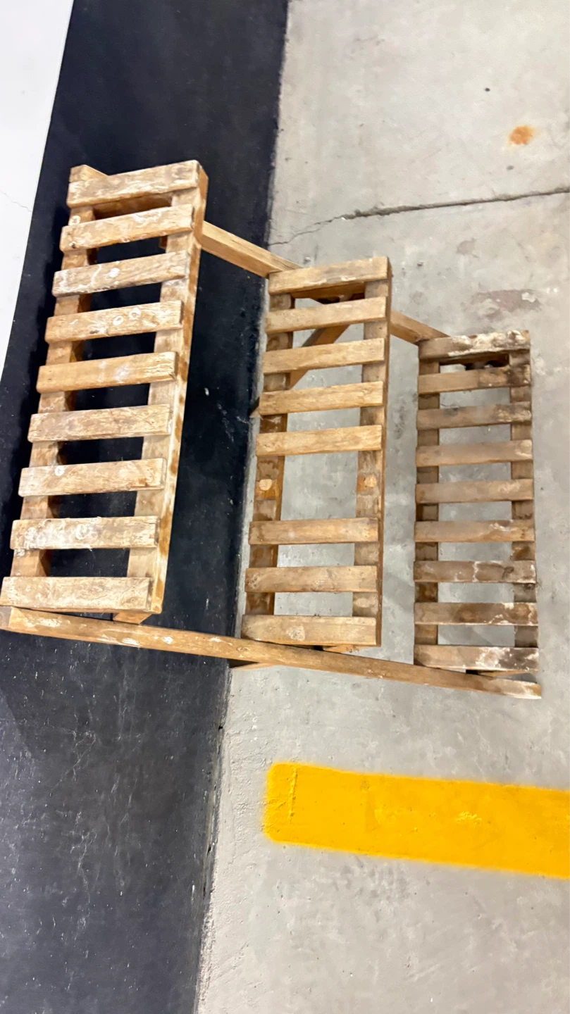 Wooden 3-Tier Folding Shelf - photo 4