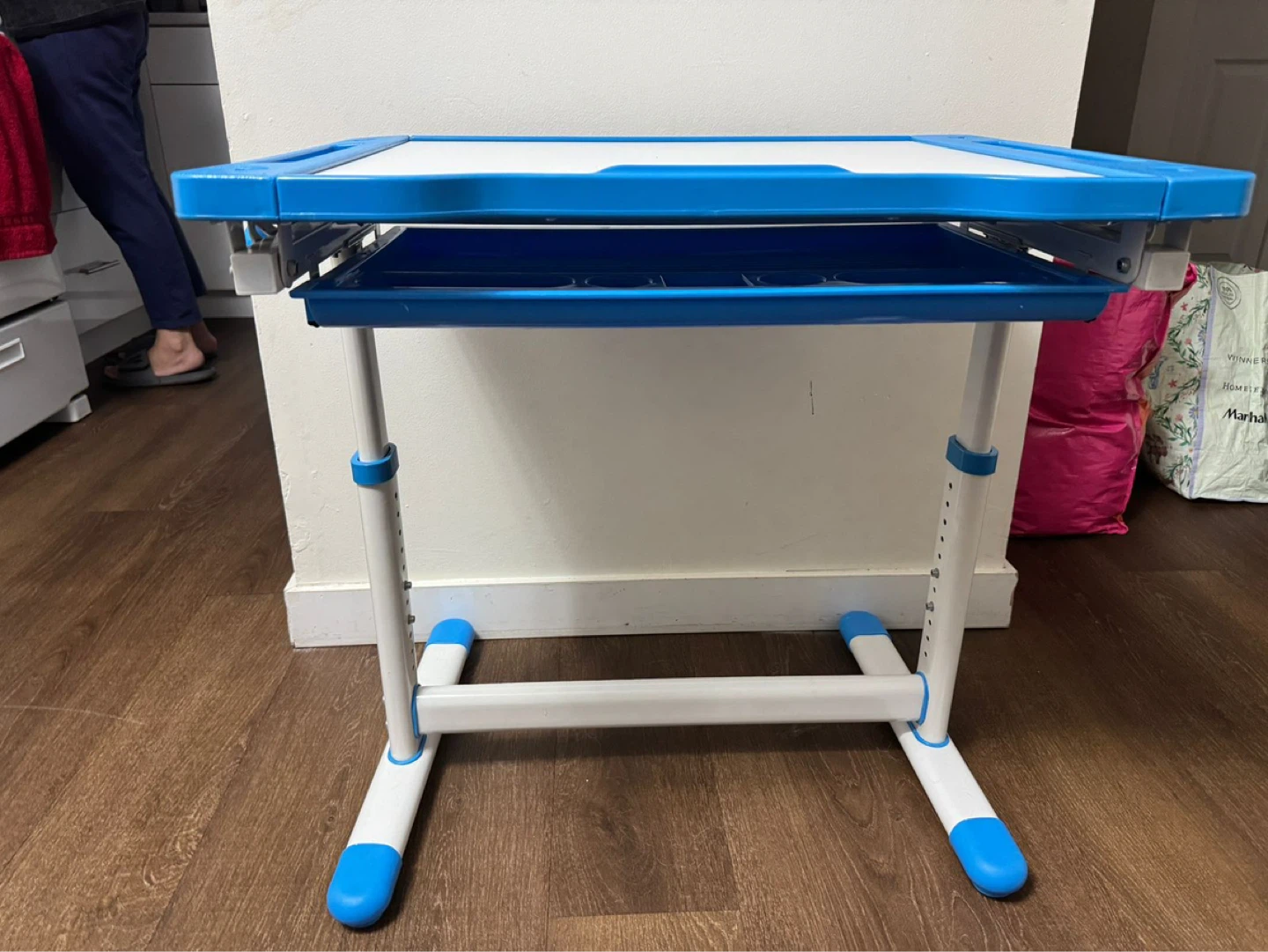 Blue Adjustable Kids Desk and Chair Set - photo 3