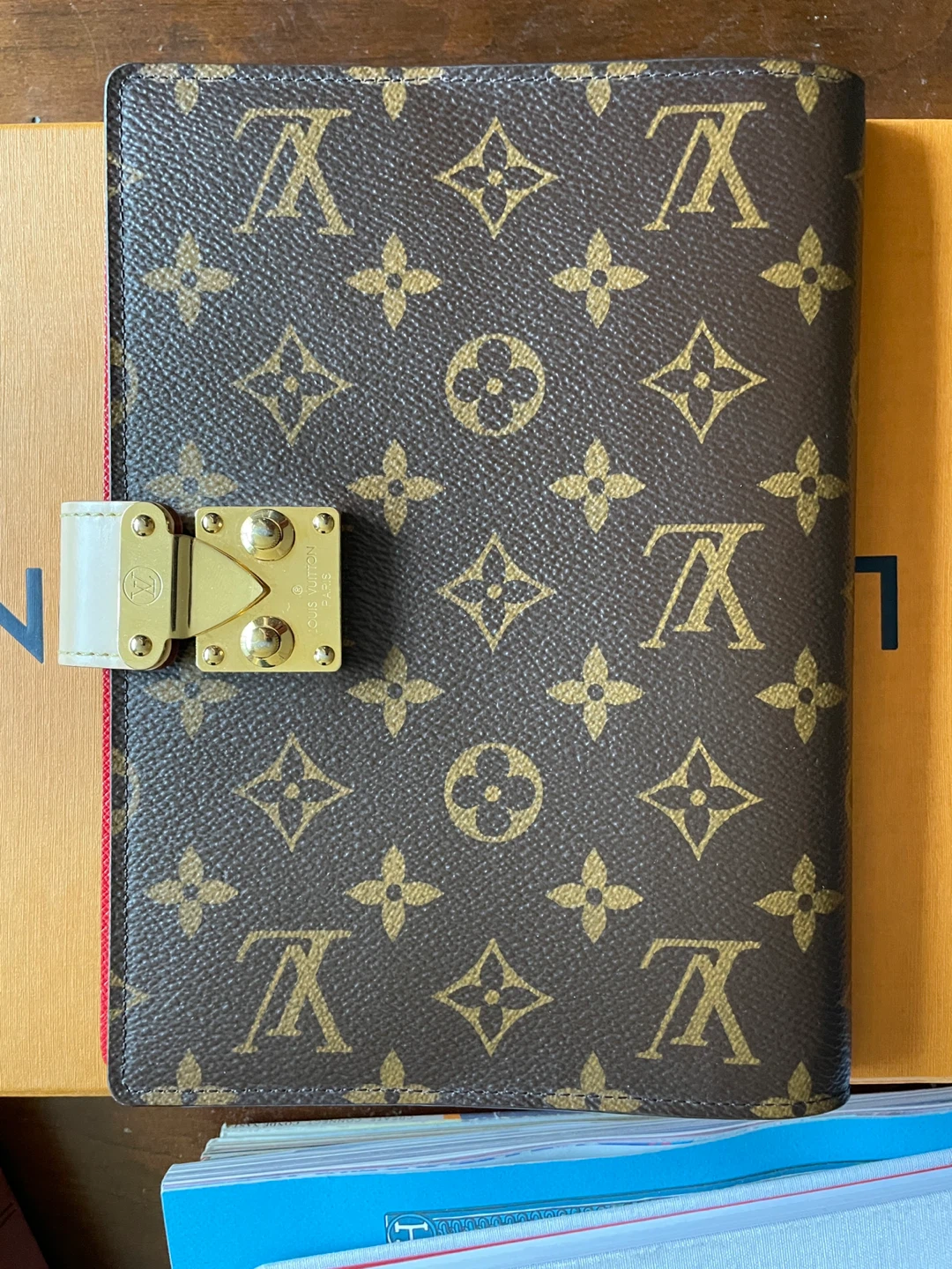 Louis Vuitton Monogram Agenda Cover - photo 2