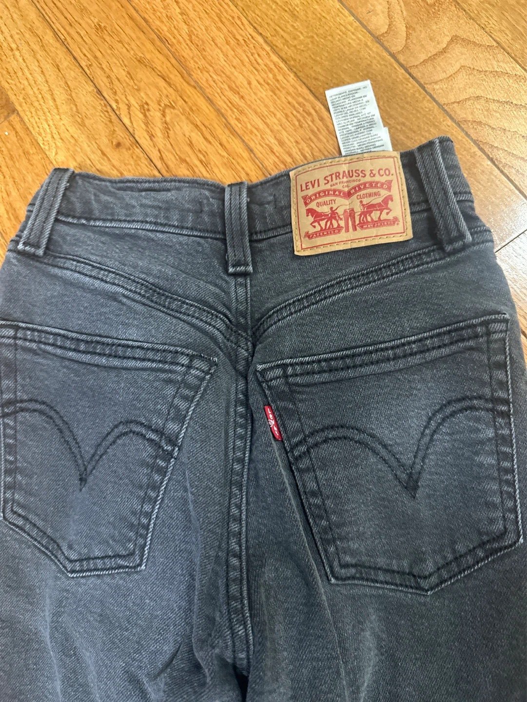 Levi's Ribcage Bootcut Jeans - Size 24 - Black - photo 3